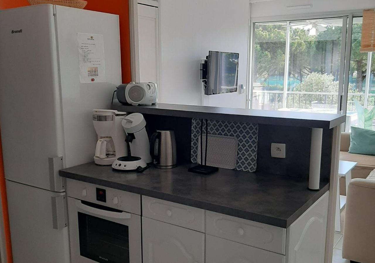 Appartement Cosy A Port Camargue Льо Гро-дю-Роа Екстериор снимка